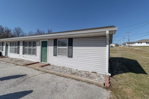 2 Bedroom, 1 Bathroom Flat – photo 1