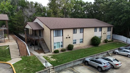 2 bedroom and 2 Bath – photo 1