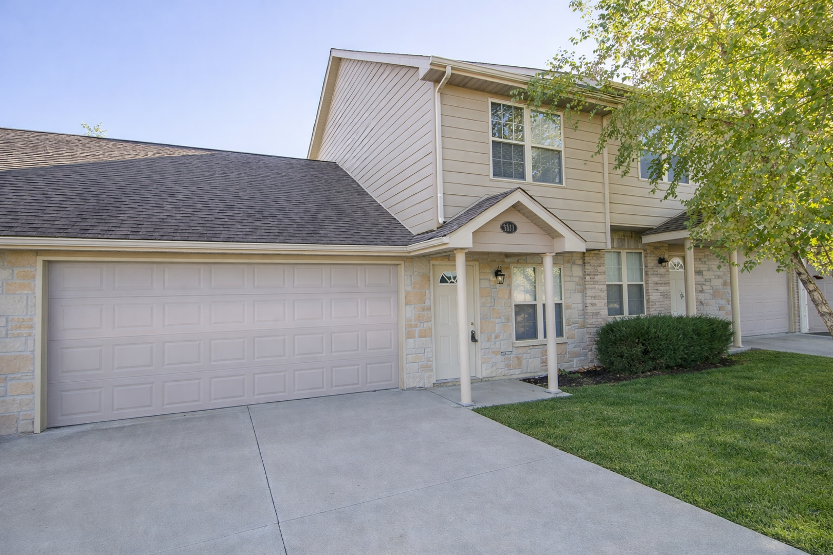 Columbia House: 1311 Raleigh Dr