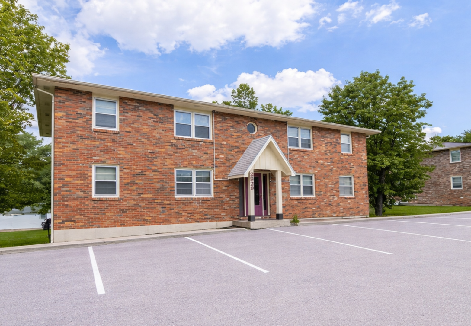 Columbia House: 2929 Northland Dr