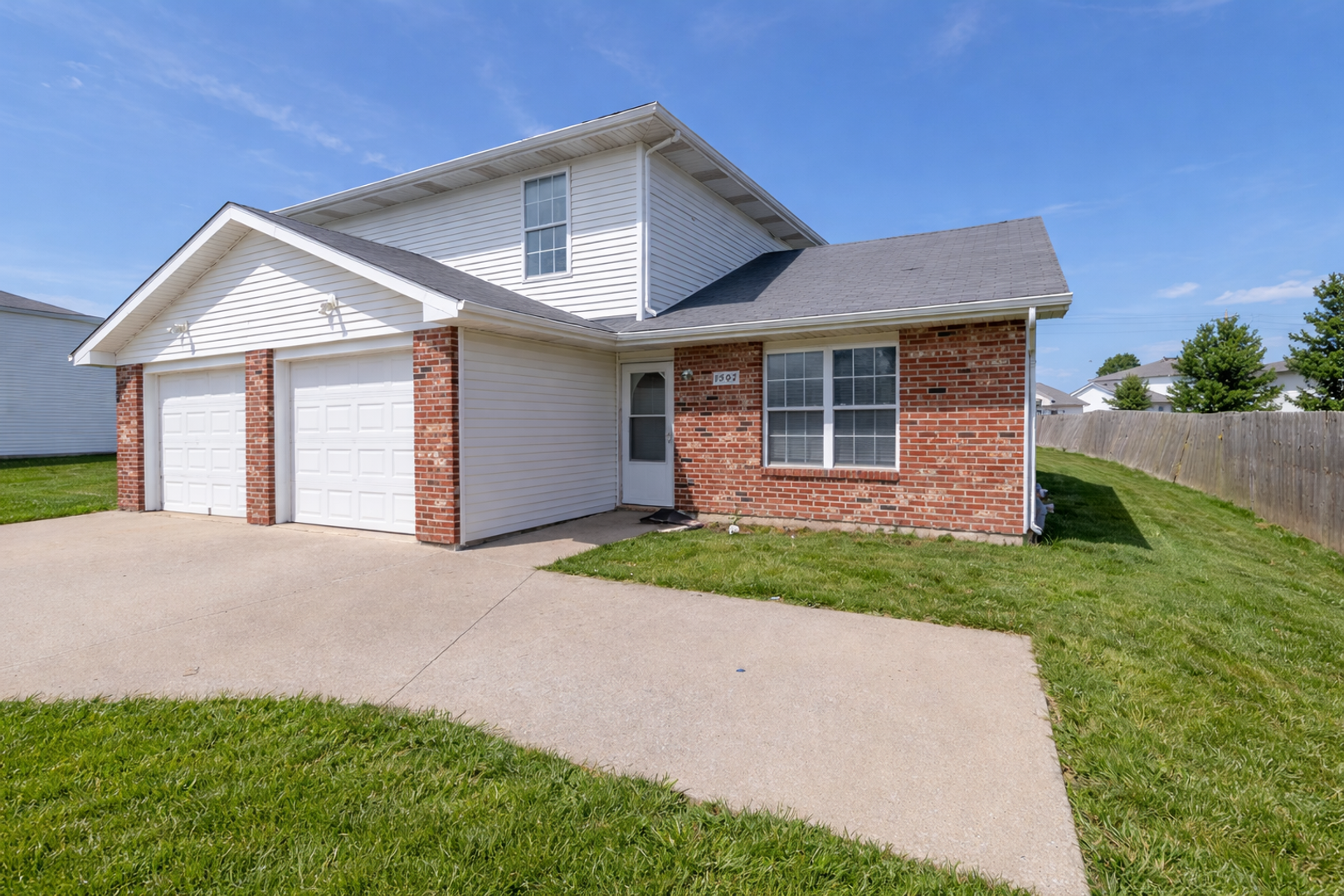 Columbia House: 1507 Riva Ridge Ct