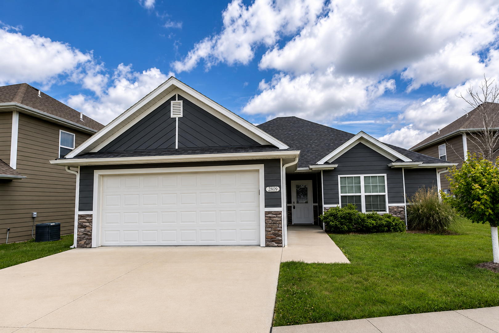 Columbia House: 2809 Amberwood Ct