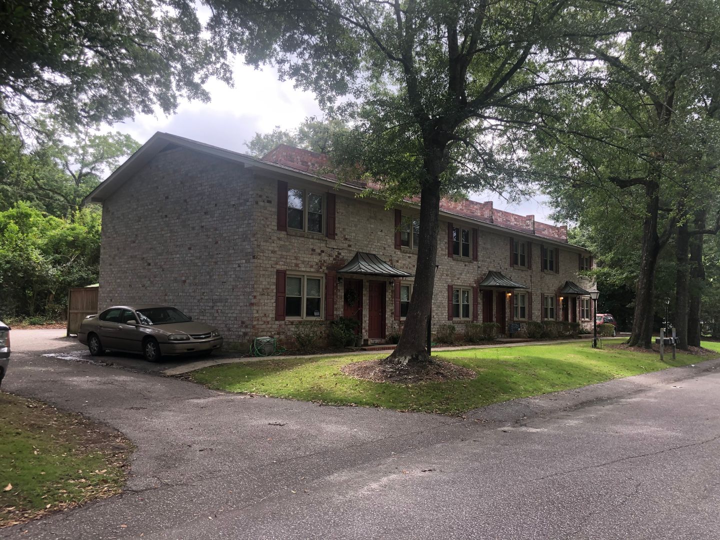 107 W Richland Street