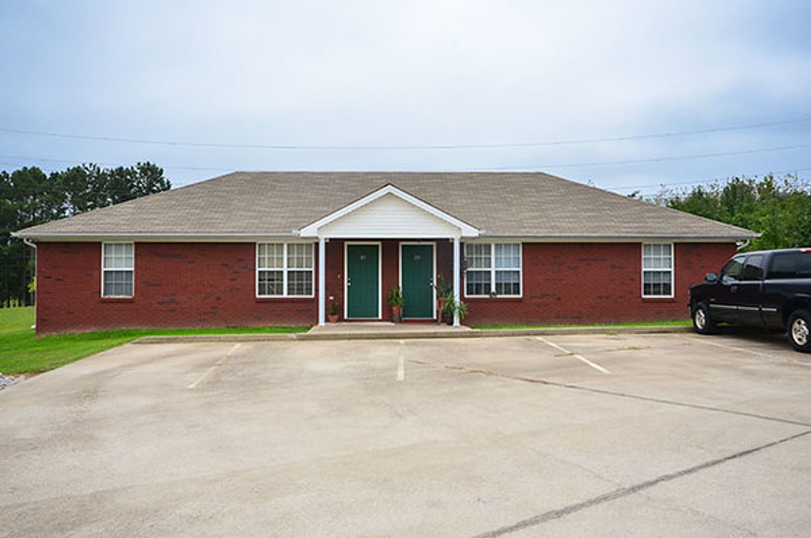 Florence Apartment: Hwy 157