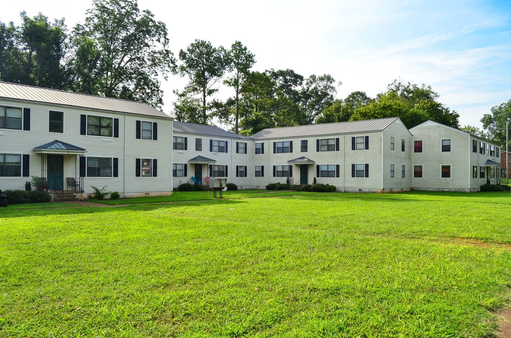 Tuscumbia Apartment: 600 E 6Th St