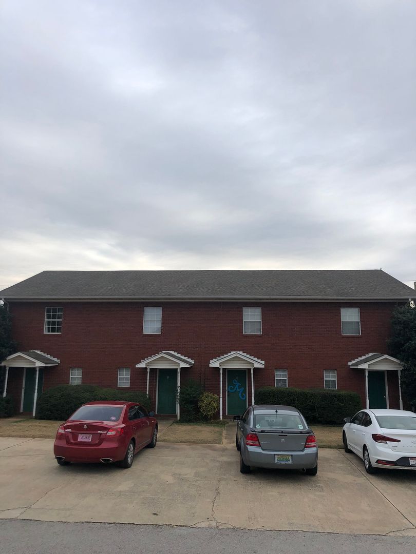 Muscle Shoals Apartment: 412 Roosevelt Ave