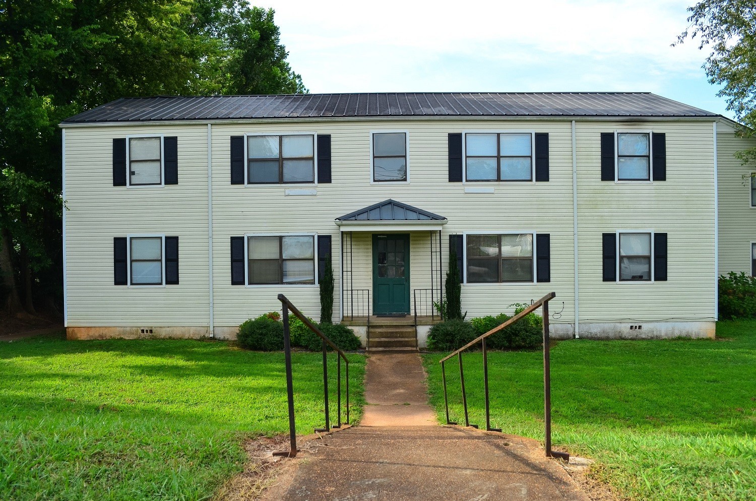 Tuscumbia Apartment: 600 E 6Th St
