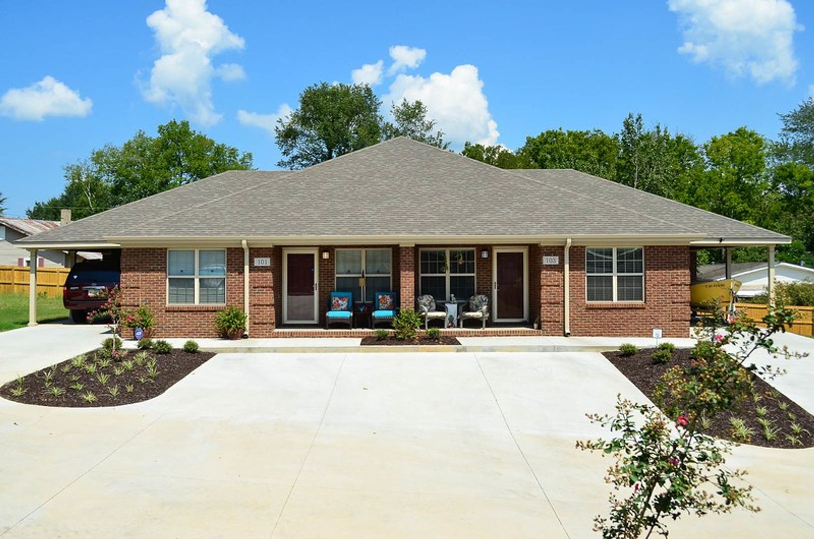 Florence Apartment: Indian Creek Dr