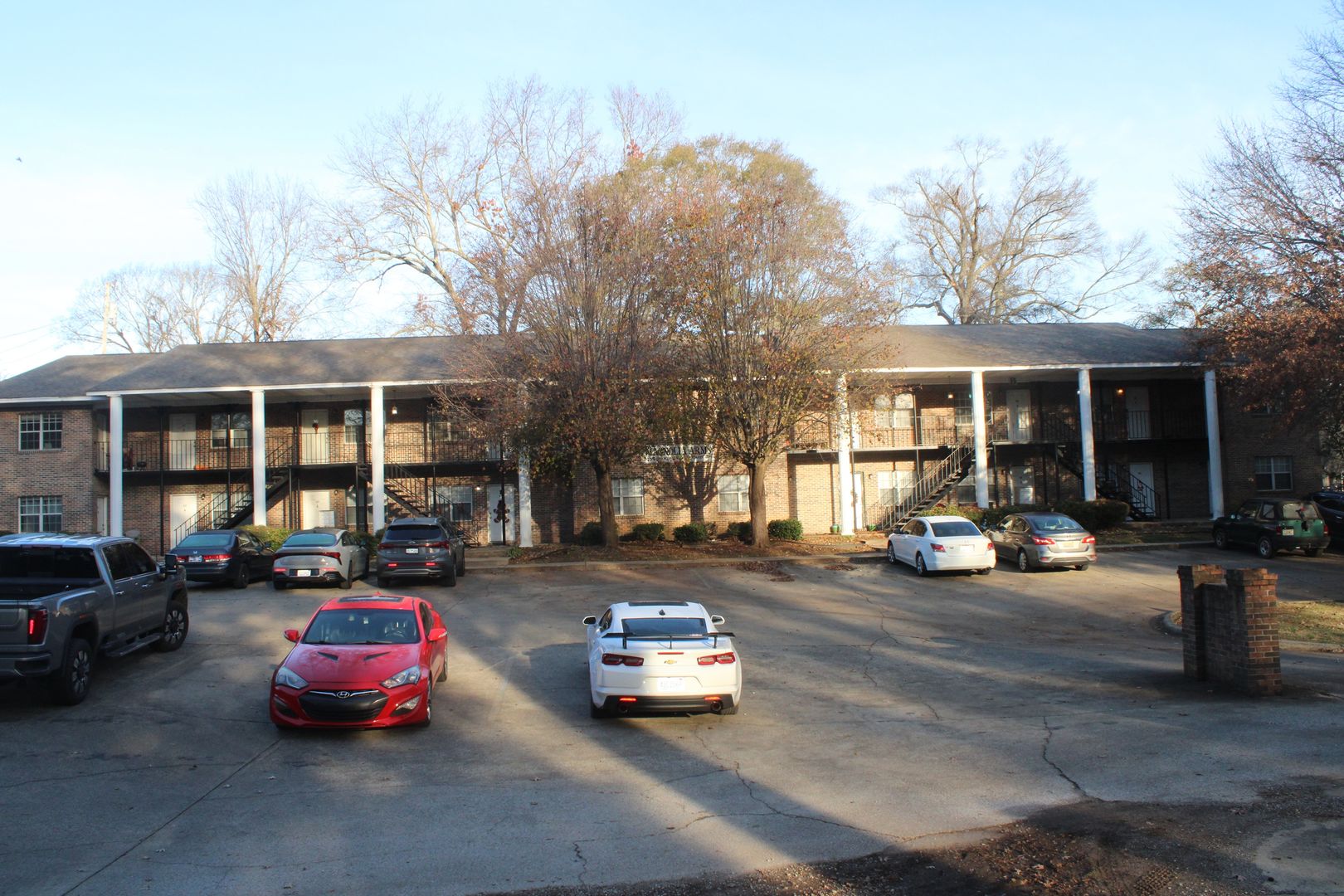 Florence Apartment: 439 N. Magnolia Street