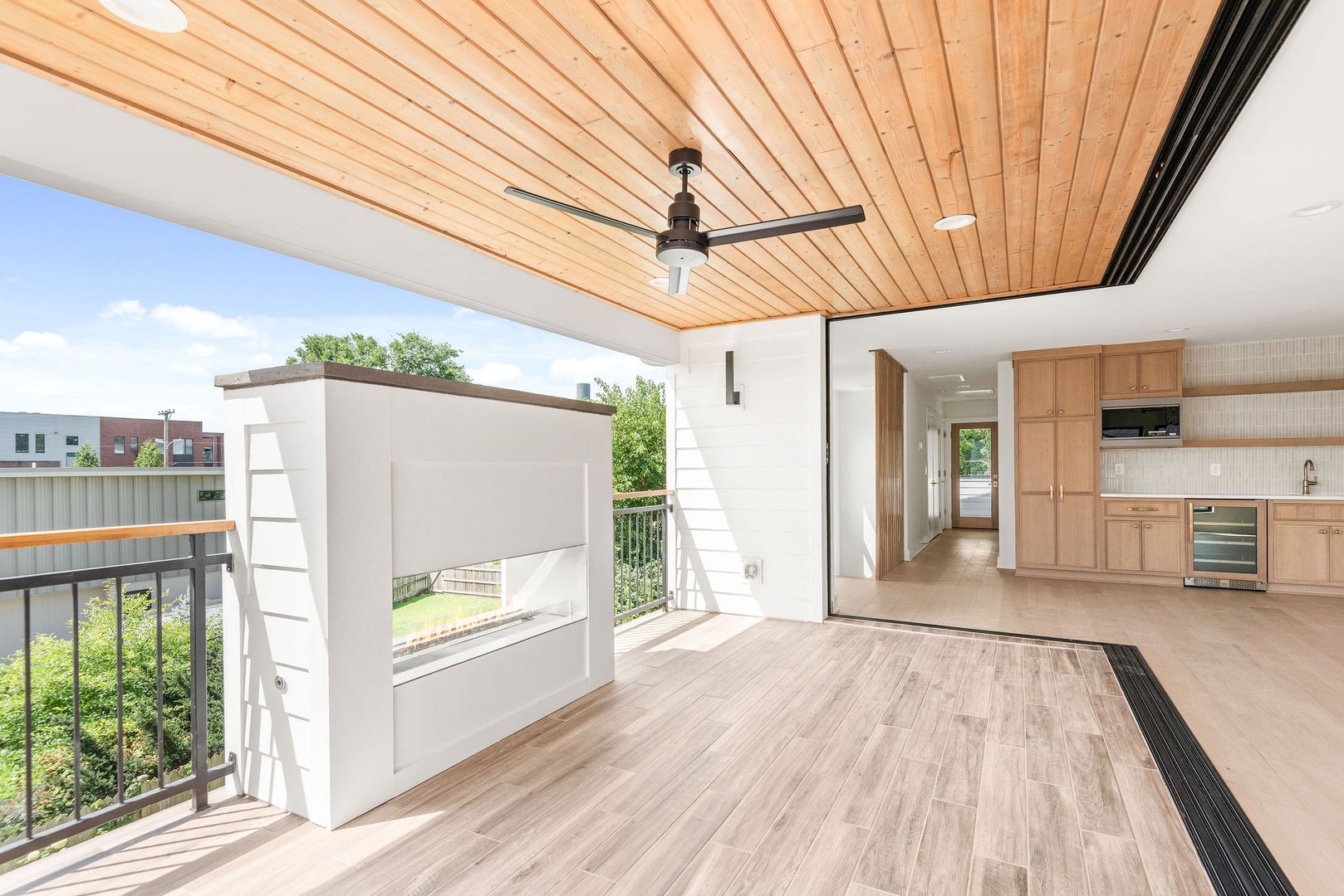 1609 5th Ave Unit B 3 of 8