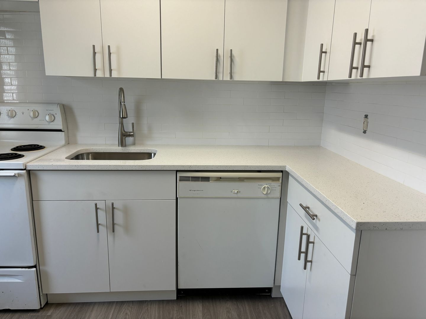 Deerfield Beach Apartment: 1420 SE 3rd ST