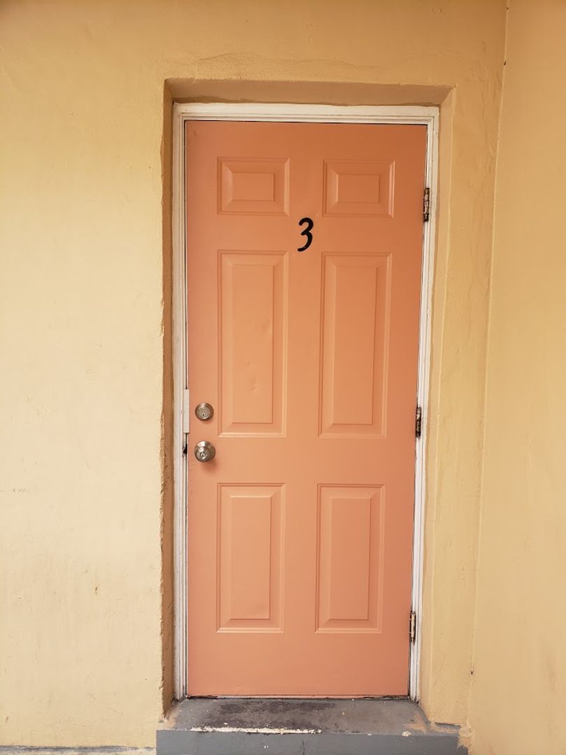 Deerfield Beach Apartment: 1321 SE 3rd CT