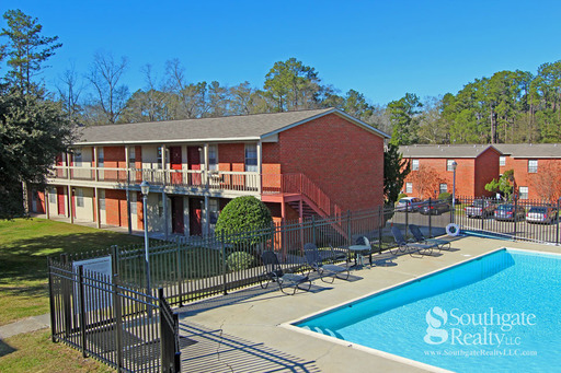 Peppertree Apartment Homes – photo 1