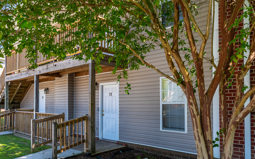 1 Square Apartment Homes – photo 1