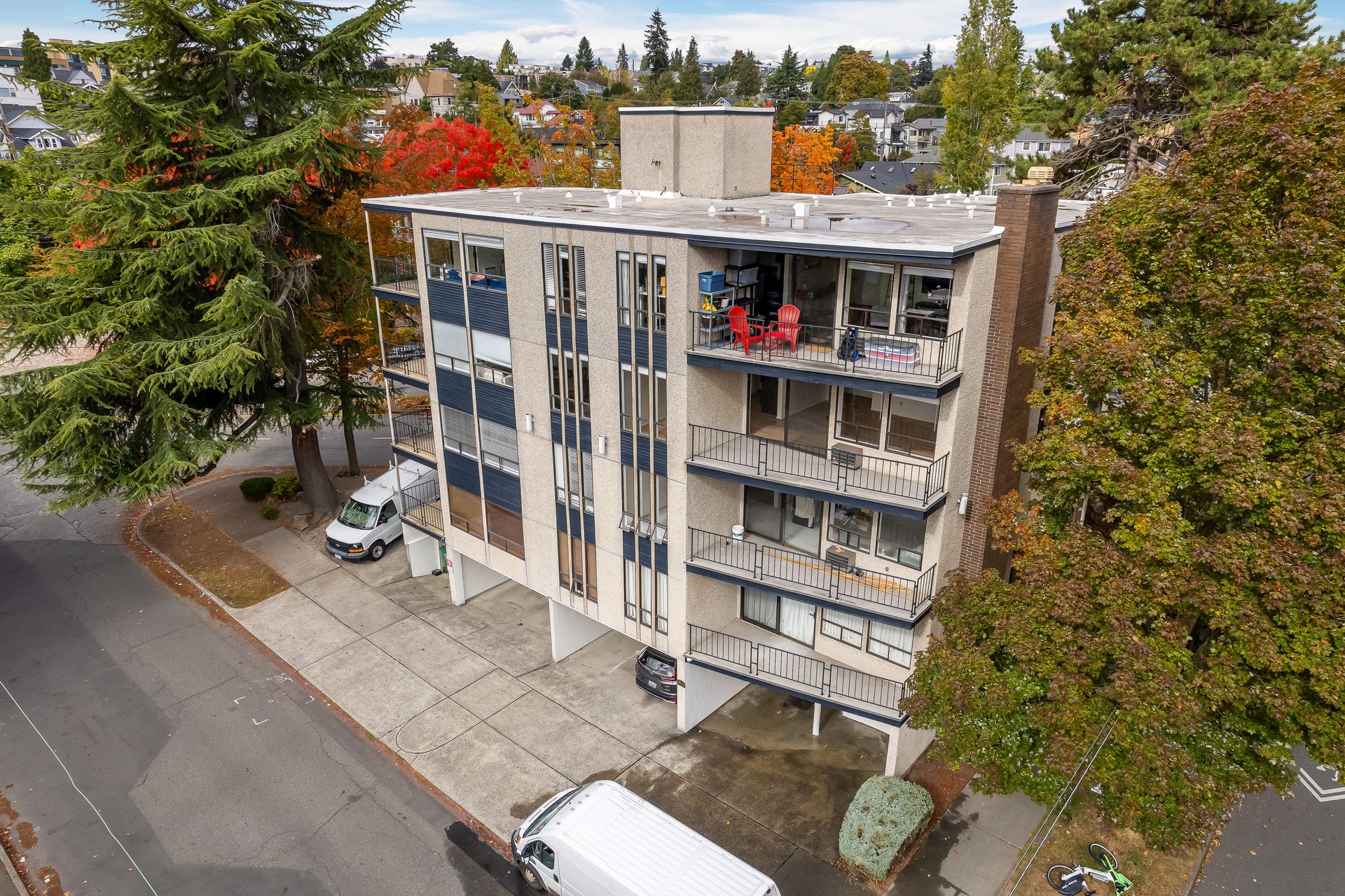 Seattle Apartment: 3901 Stone Way N