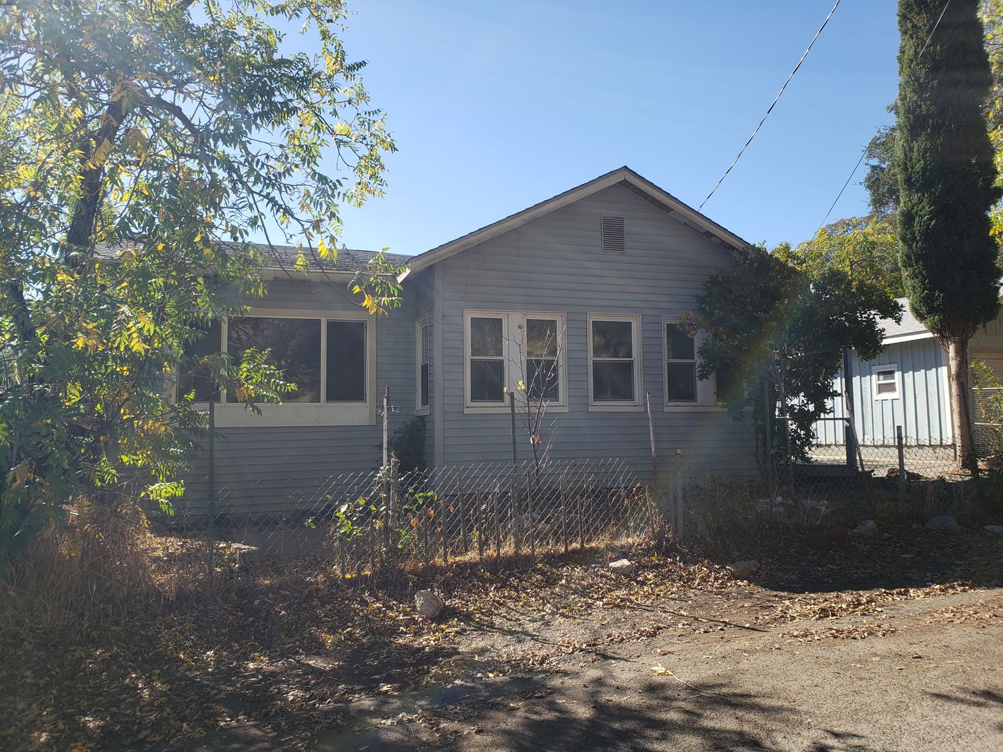 Clearlake Oaks House: 12509 Oak Street