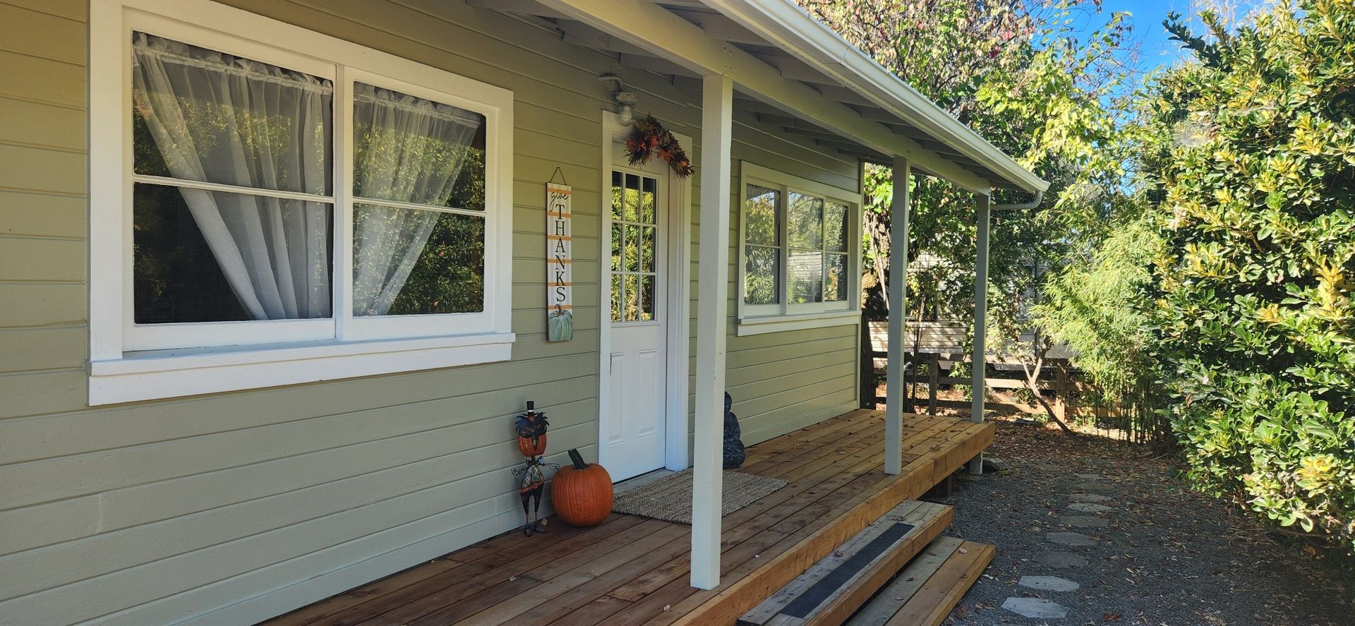 Lucerne House: 5967 Grove Street