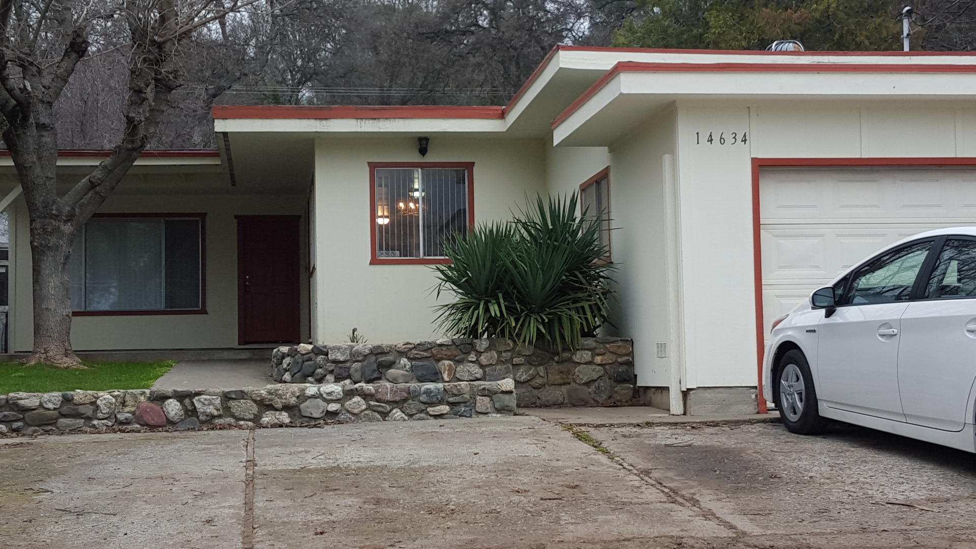 Clearlake House: 14634 Palmer Avenue