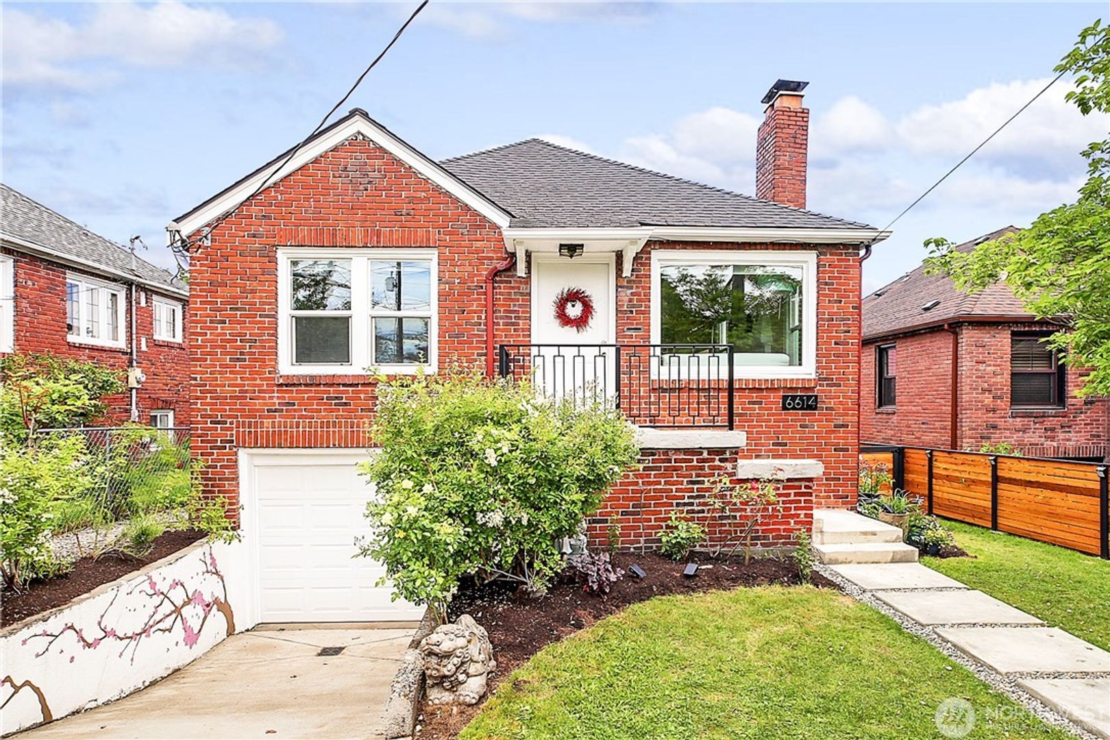 Seattle House: 6614 Beacon Ave S