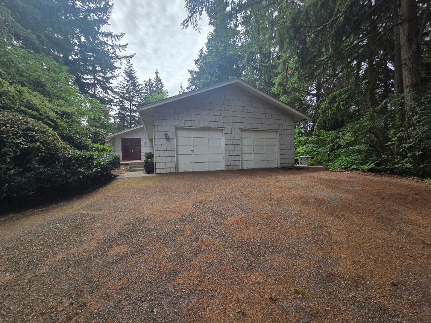 Bellevue House: 3243 134th Avenue NE