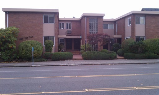 Seattle Apartment: 5403 Phinney Ave N