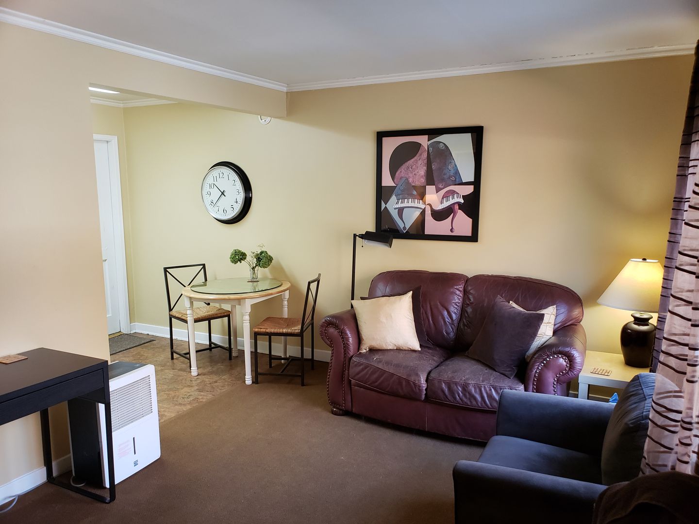 Seattle Apartment: 5212 17th Ave. NW