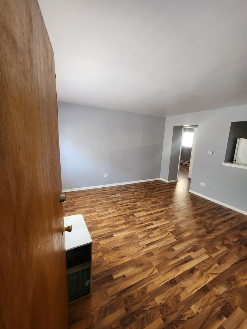 Cicero Apartment: 5538-5540 W. 35th St