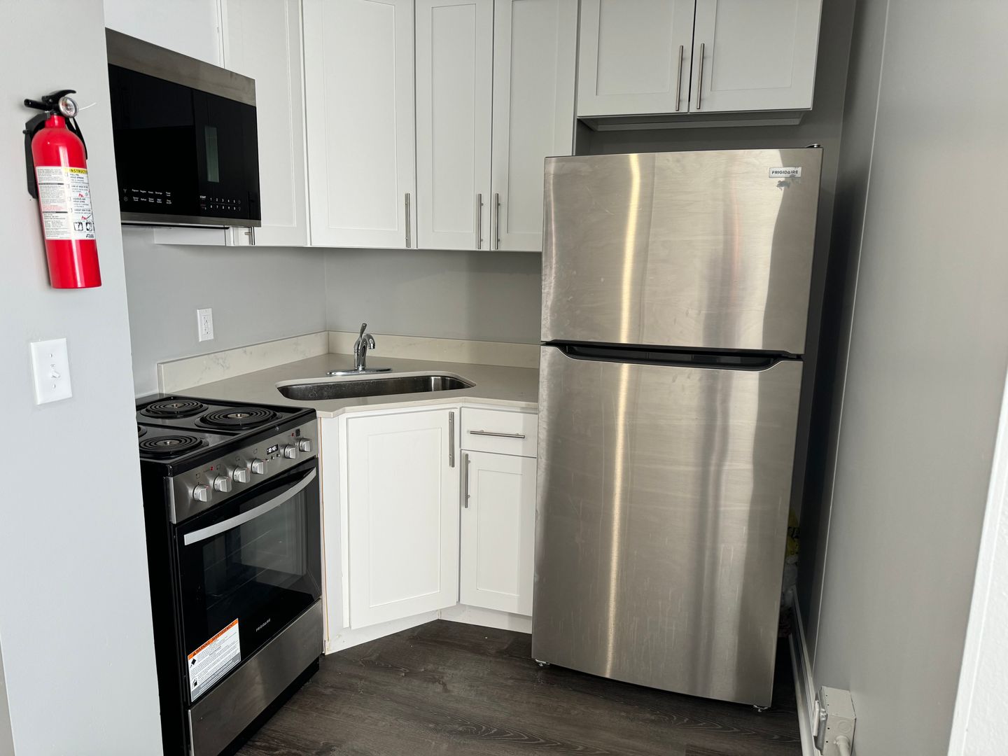 LaPorte Apartment: 701 Maple Ave