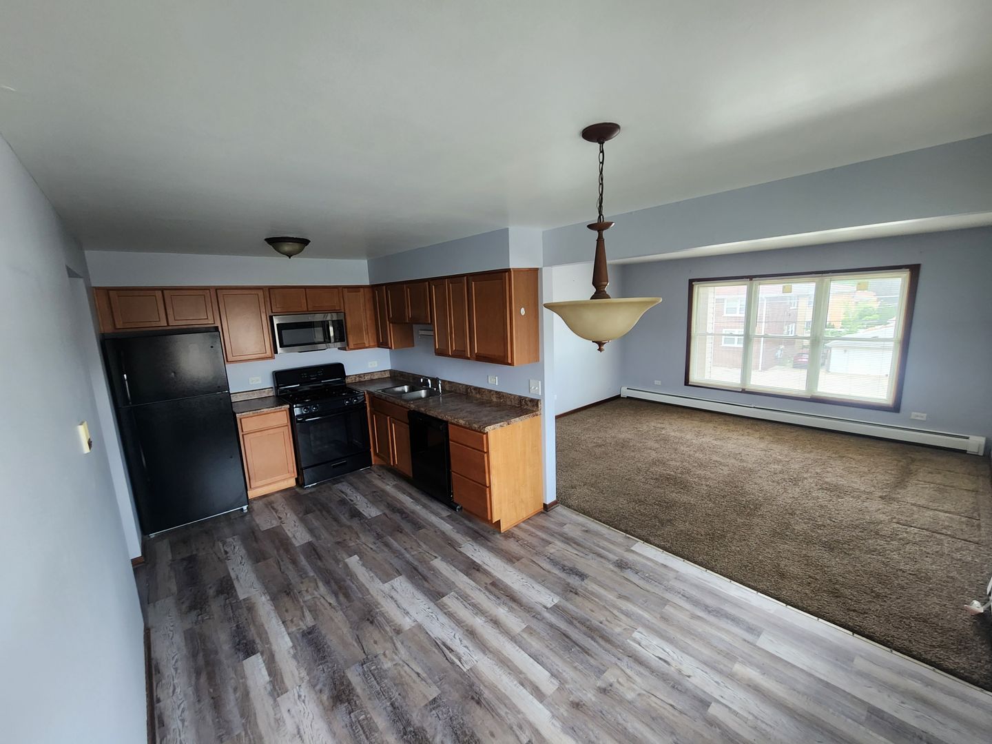 Brookfield Apartment: 8911-8927 Gerritsen