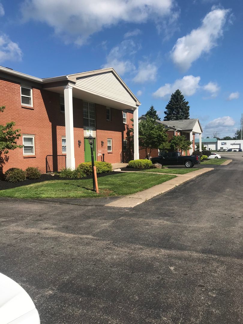 Ontario Apartment: 146 State Route 104