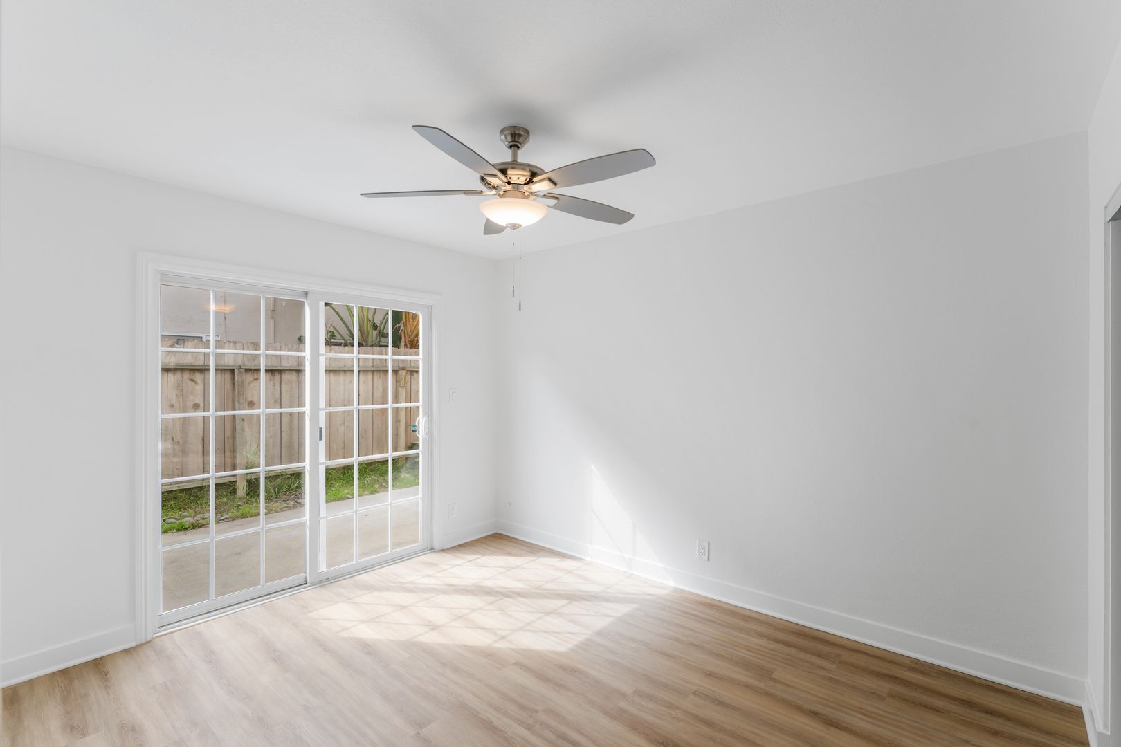 Encinitas Apartment: 330 W I Street