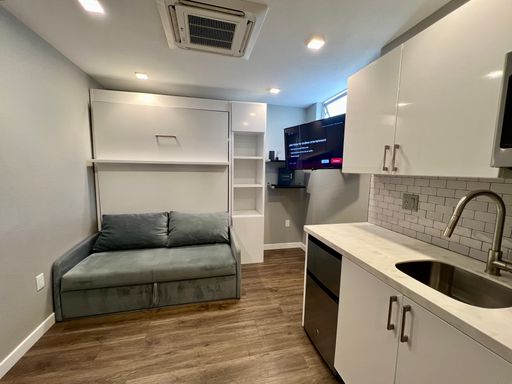 Perfect Cozy Studios with EVERYTHING you need! Short Term Leases Available!! – photo 1
