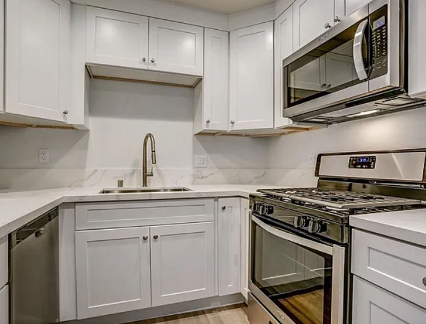 Escondido Apartment: 845-853 W. 11th Ave.