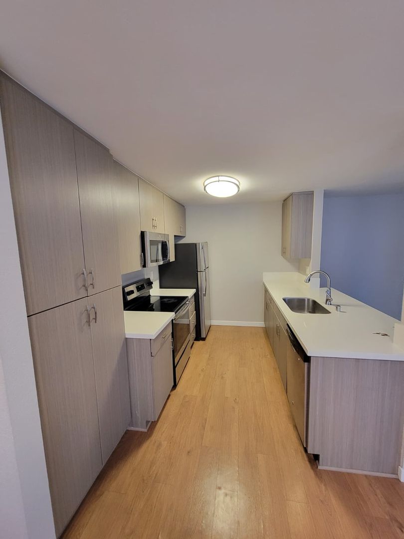 San Diego Apartment: 3728-3738 Herman Ave