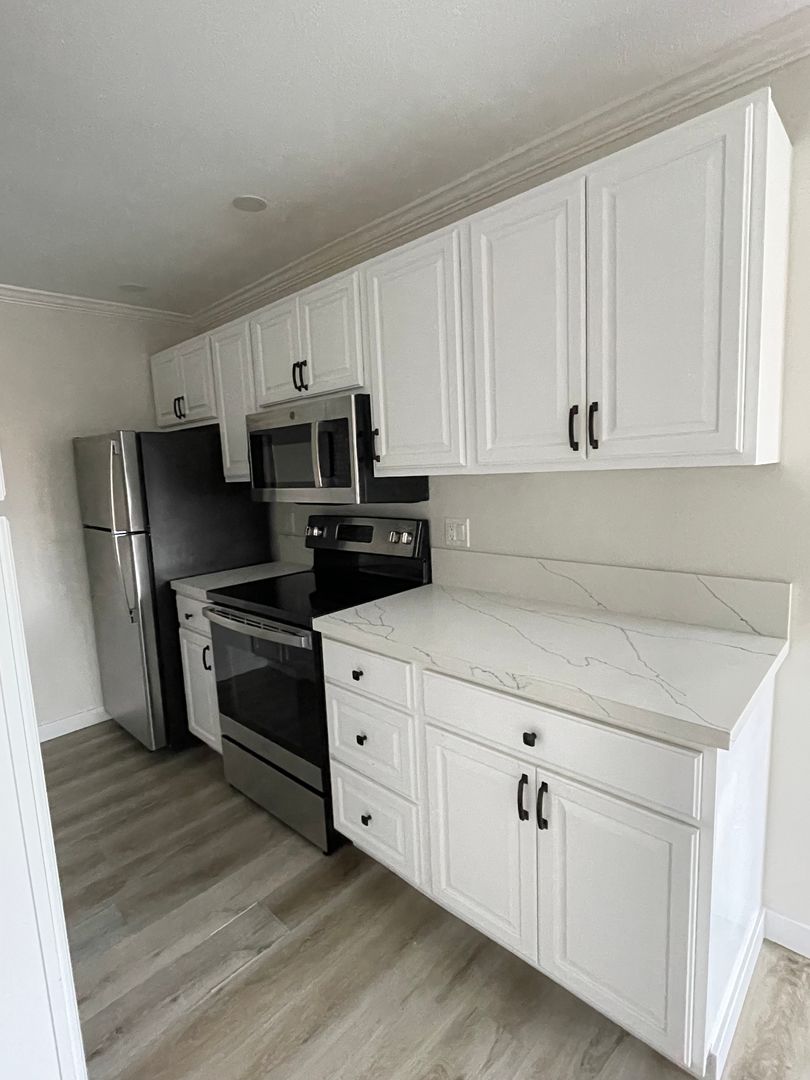 San Diego Apartment: 4526 Illinois Street