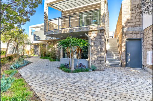 Modern Luxury 1-Bedroom Loft in La Jolla Village