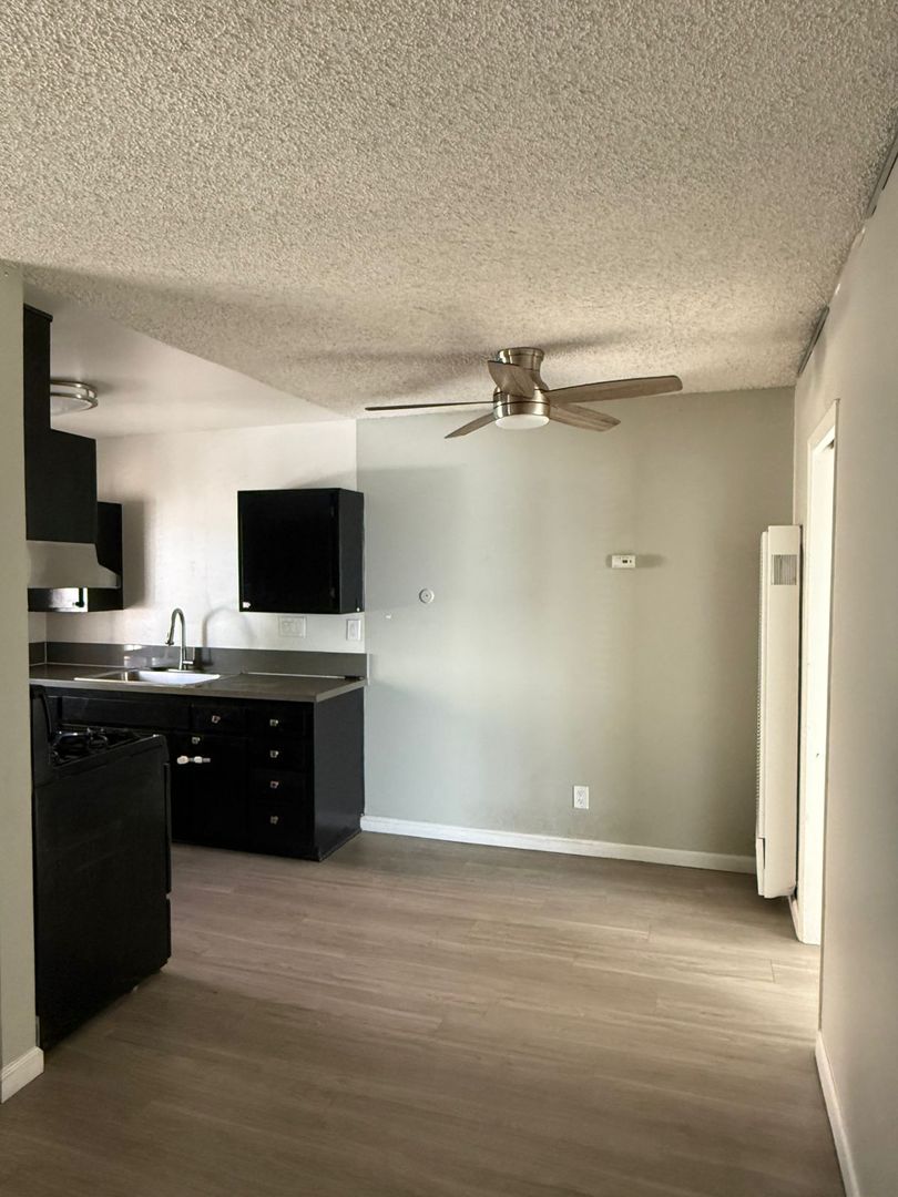 San Diego Apartment: 3829 Marlborough Avenue