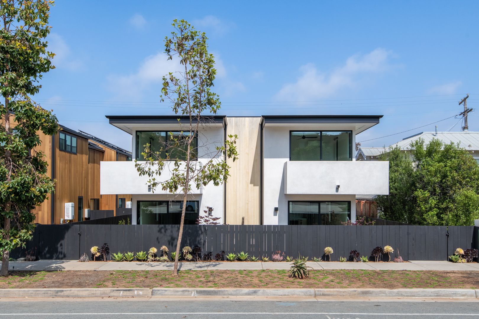 Encinitas Apartment: 811 3rd Street