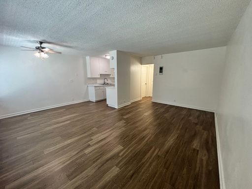 Spacious 1-Bedroom Apartment – Your New Home Awaits at University Terrace! – photo 1