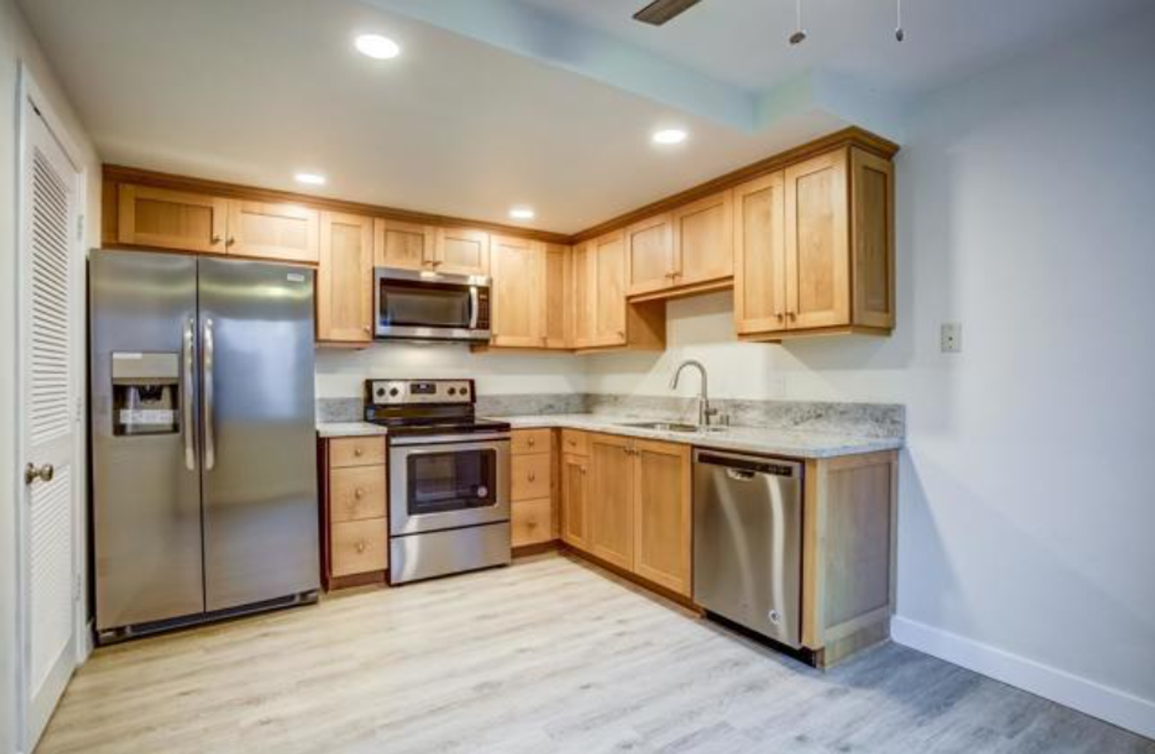 Carlsbad Apartment: 3147 Jefferson Street