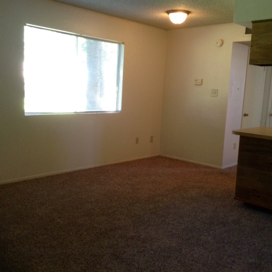 Yuma Apartment: Yuma Gardens Apartments