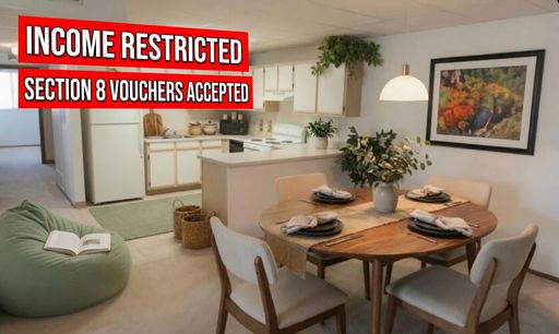 Large and Spacious 3 BR 2 Bath Apartment – photo 1