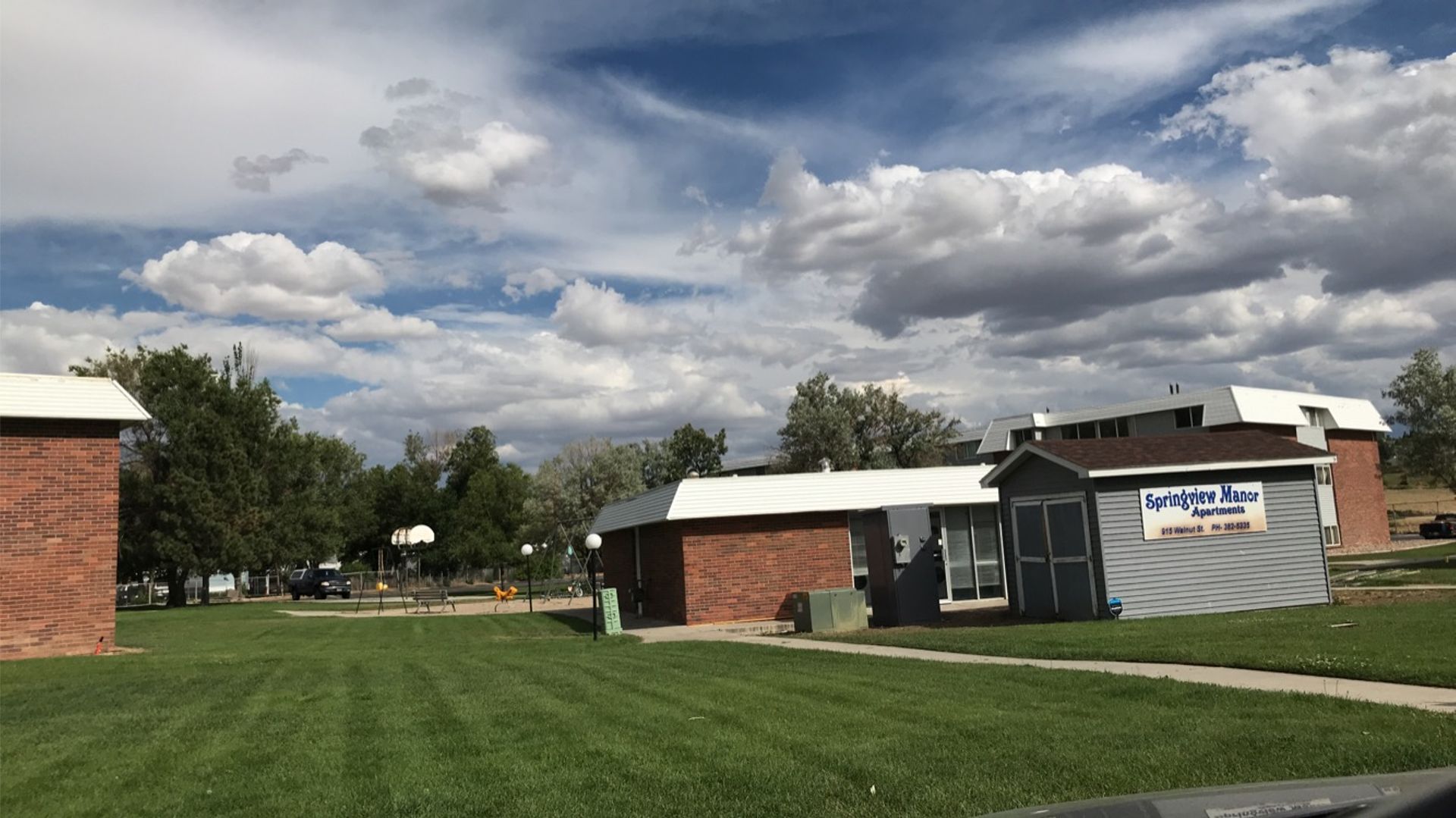 Rock Springs Apartment: 915 Walnut  St Building
