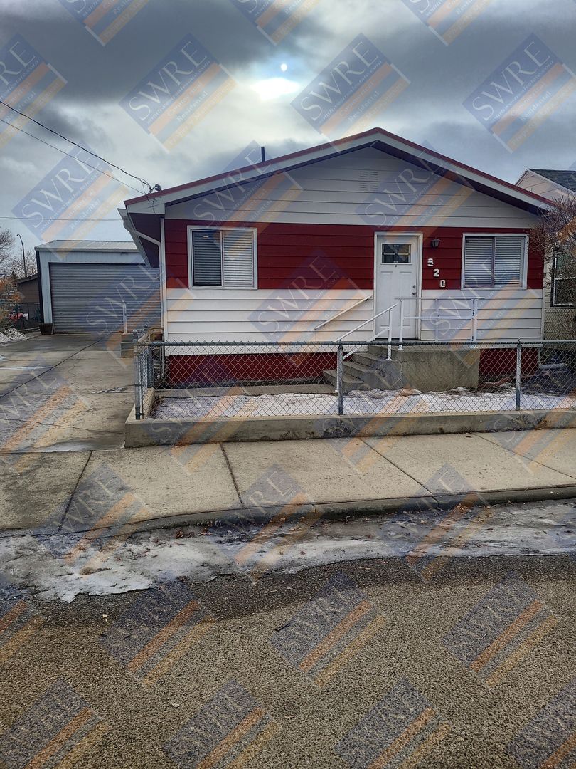 Rock Springs House: 520 Ridge Ave.