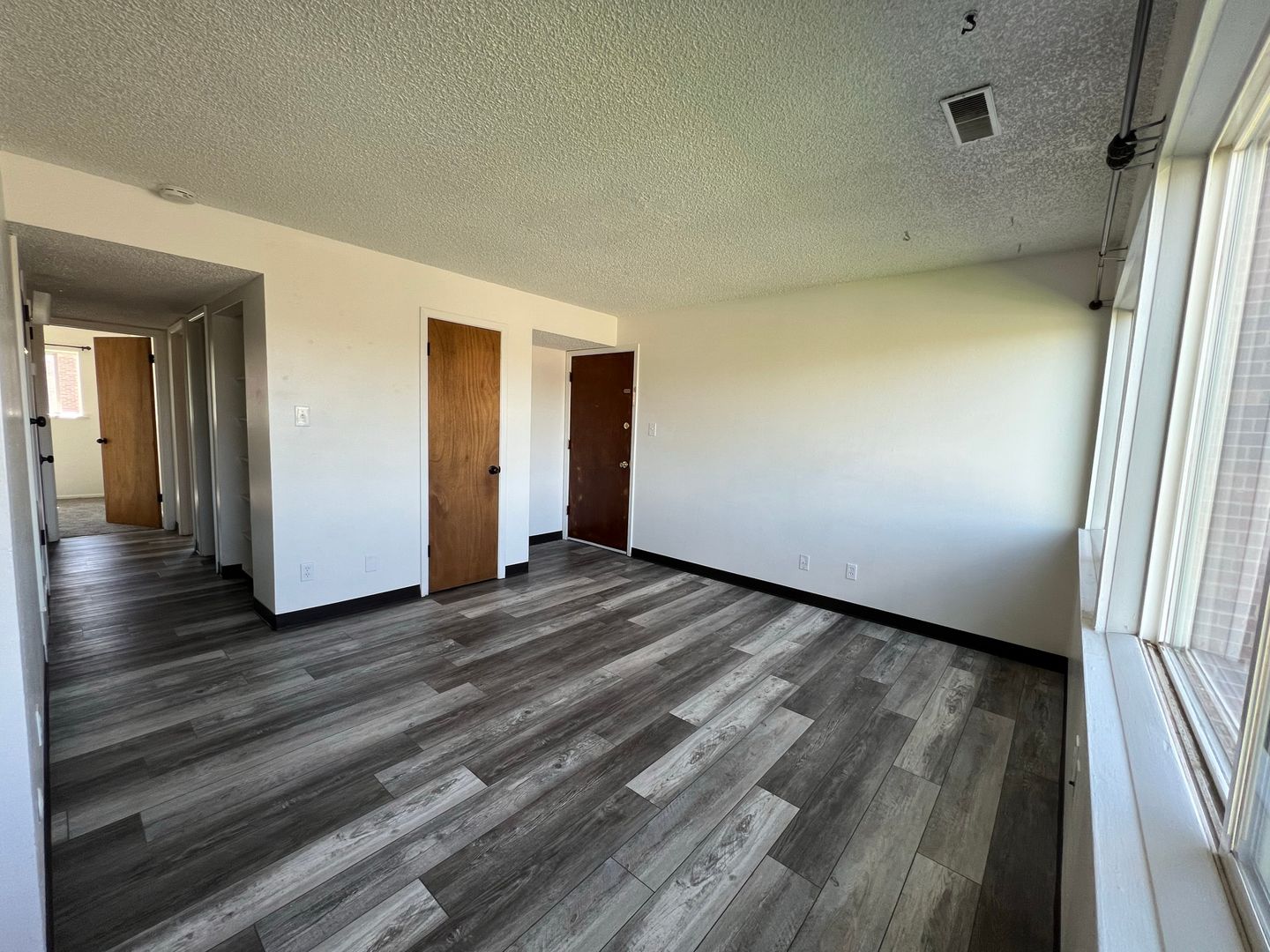 Rock Springs Apartment: 915 Walnut  St Building