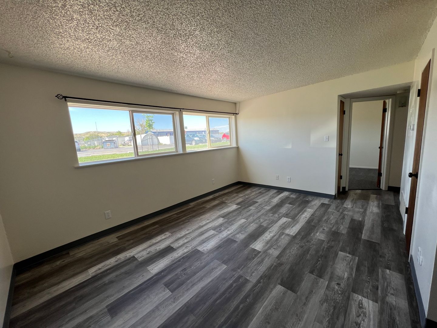 Rock Springs Apartment: 915 Walnut  St Building