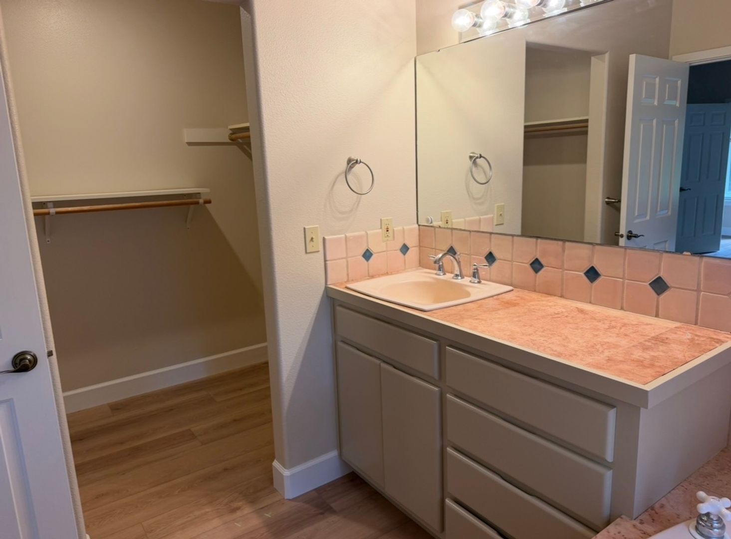 3293 French Rd 23 of 41