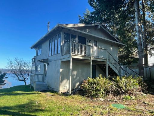 Comfortable View Home in Greenbank!