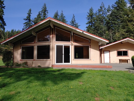 Private Home with Pond and a Short Term Rental!