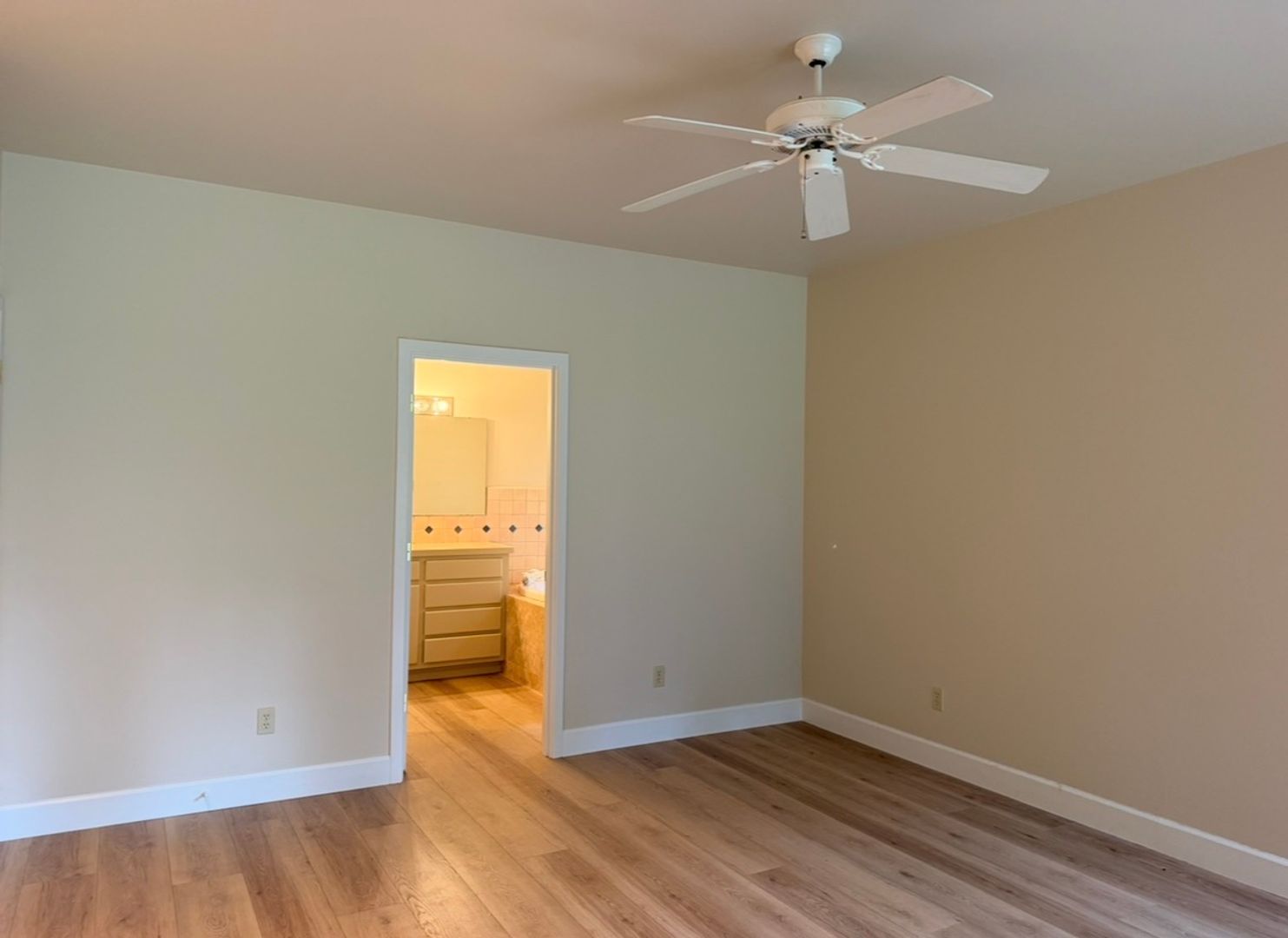 3293 French Rd 39 of 41